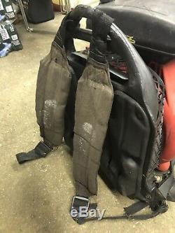Red Max EBZ7100 Back Pack Leaf Blower for parts not working